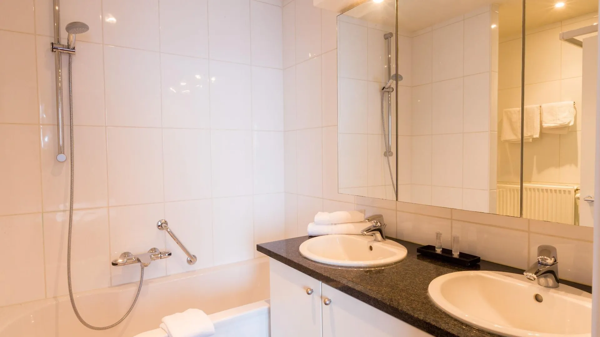 *** Aparthotel Diamant Suites Brussels Eu Etterbeek Belgium