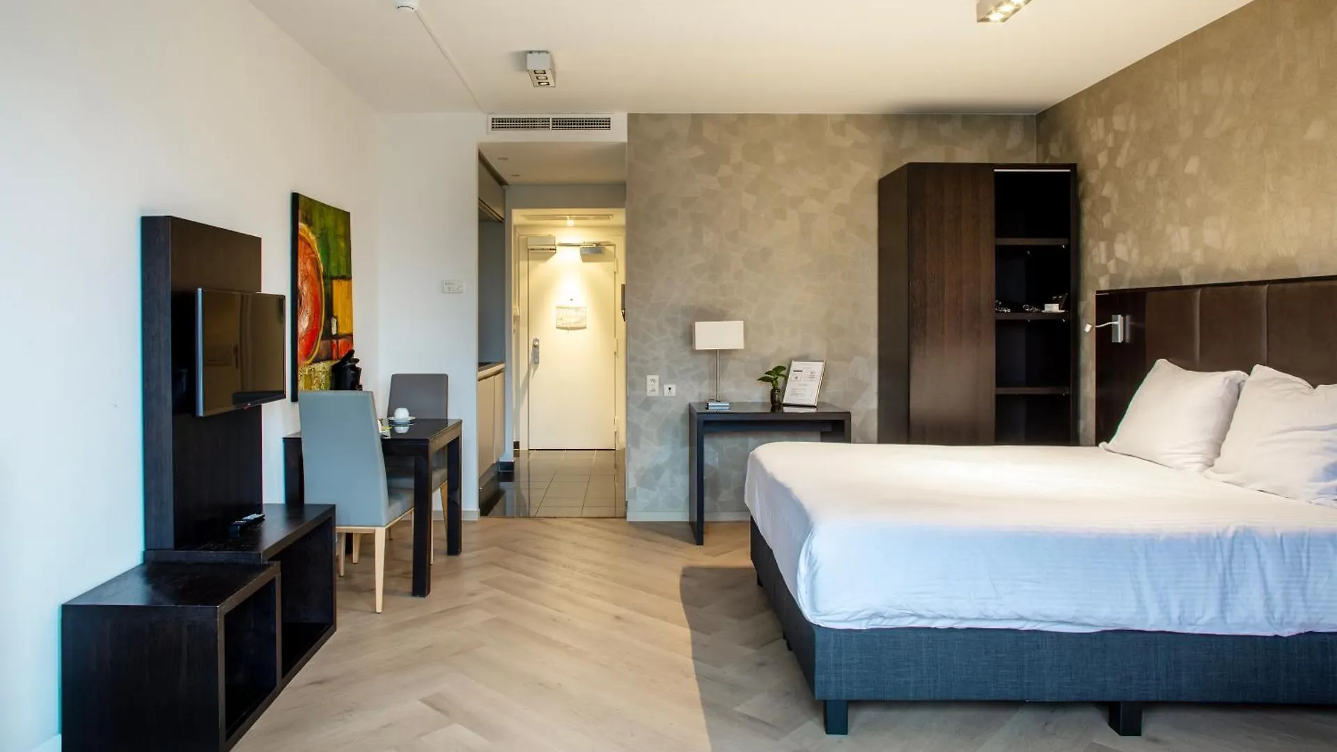 Diamant Suites Brussels Eu Etterbeek 3*,  Belgium