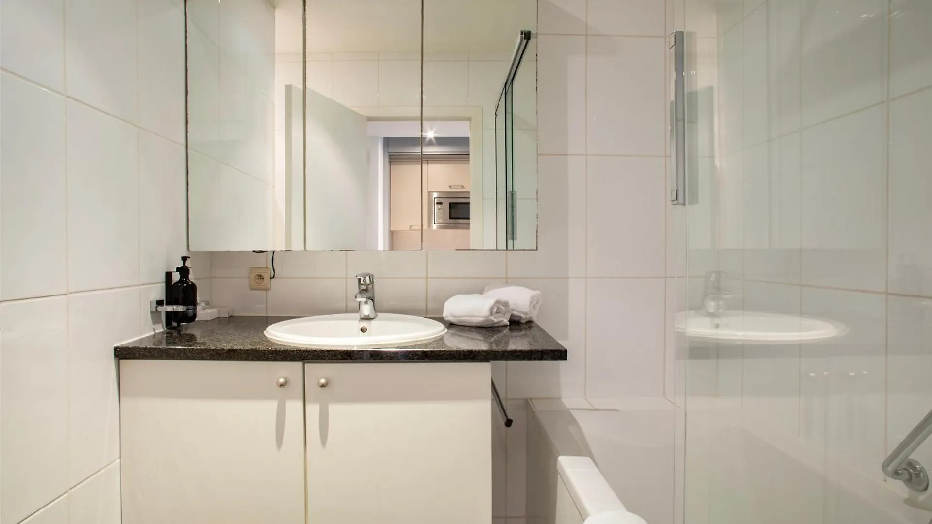 Diamant Suites Brussels Eu Etterbeek 3*,  Belgium