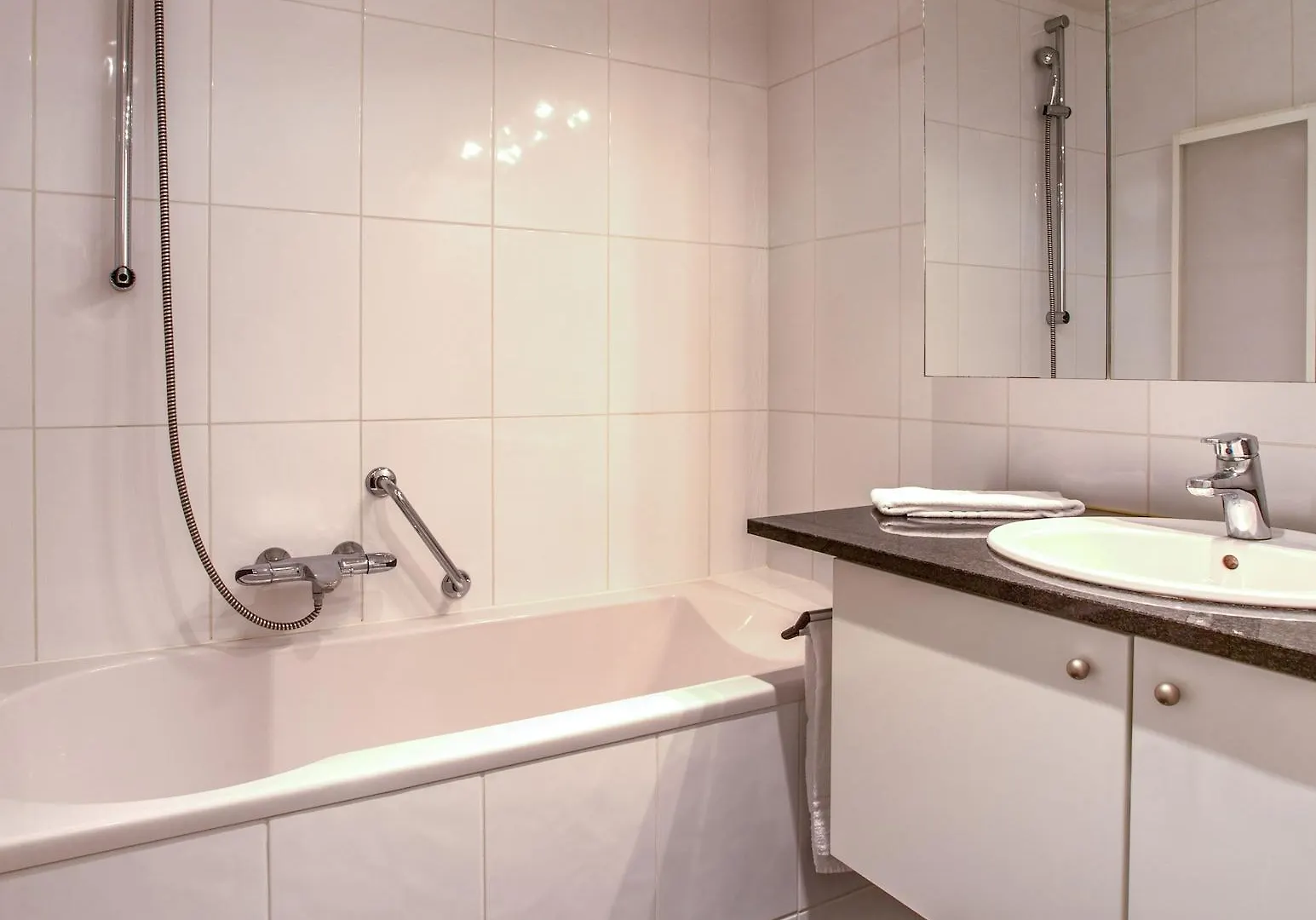 Diamant Suites Brussels Eu Etterbeek